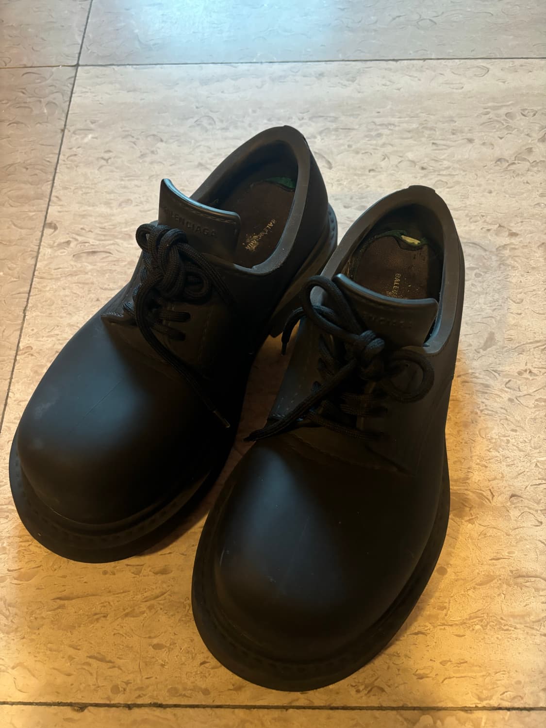 발렌시아가 스테로이드 더비 42 상품이미지1