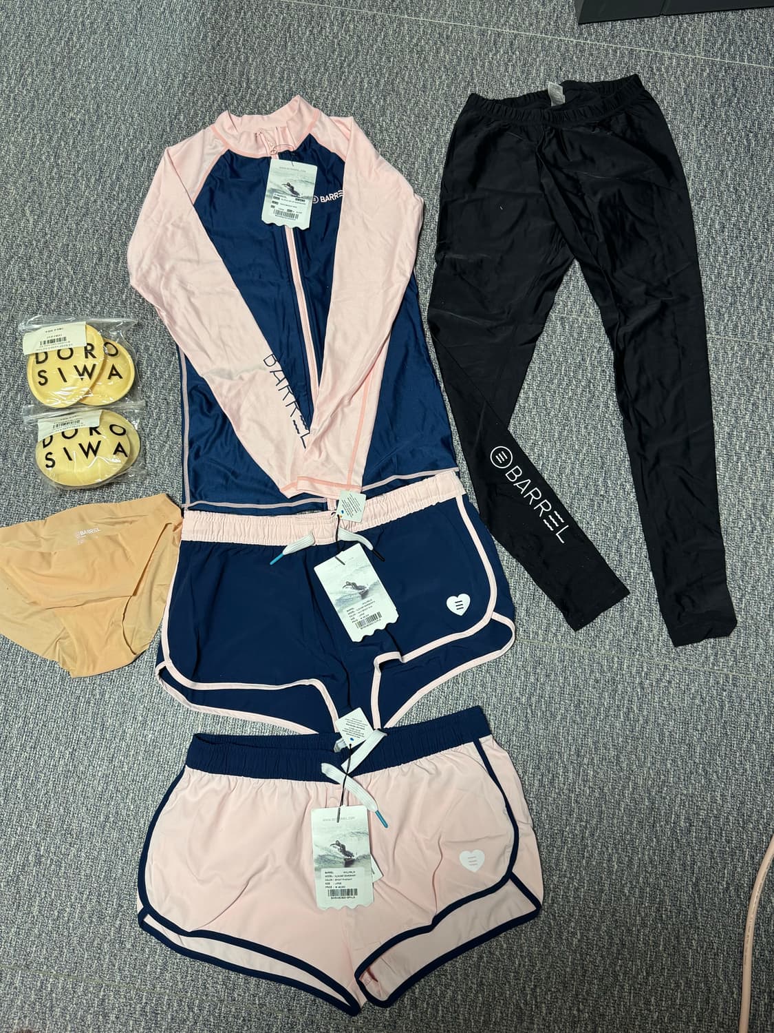 새상품 전부 다 8.5 배럴 래쉬가드 집업 반바지2개 레깅스 이너팬티 상품이미지1