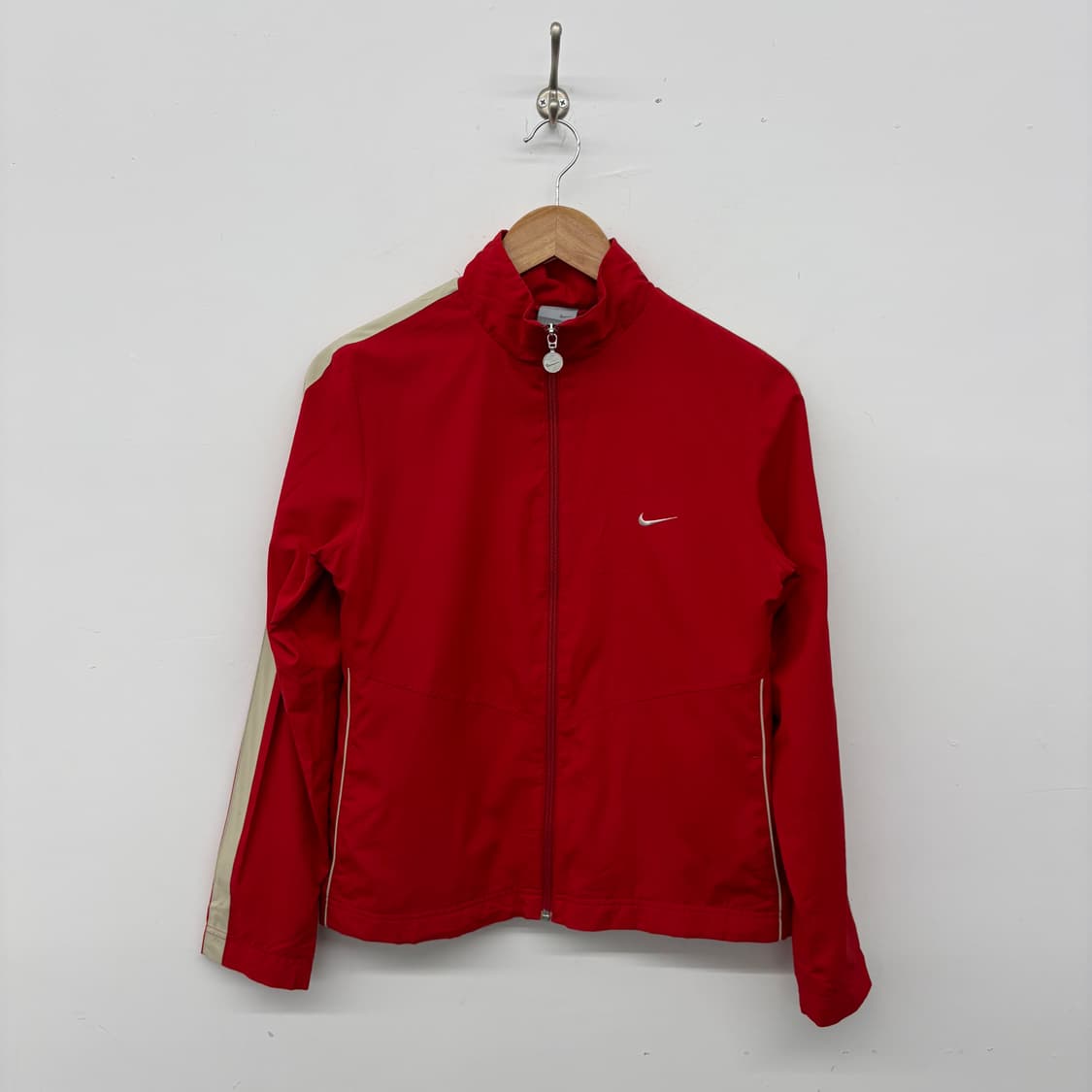 나이키 레드 바람막이 트랙 자켓 여성 S 상품이미지1
