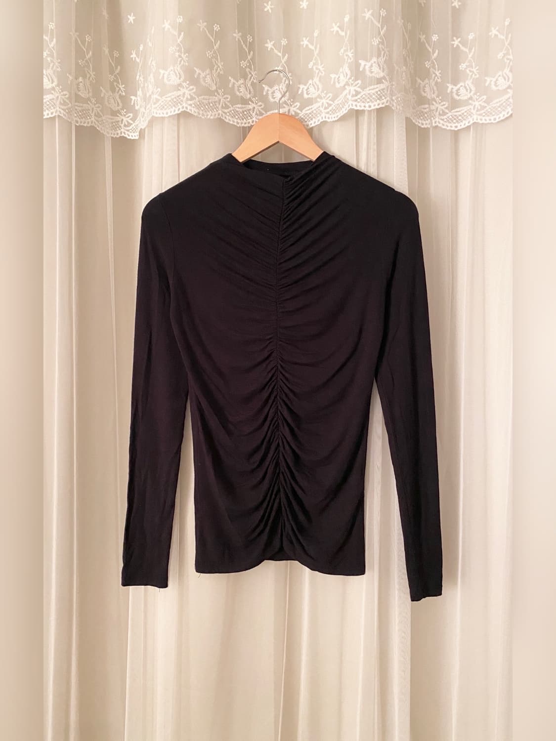 Black Shirring Turtleneck Top 상품이미지1