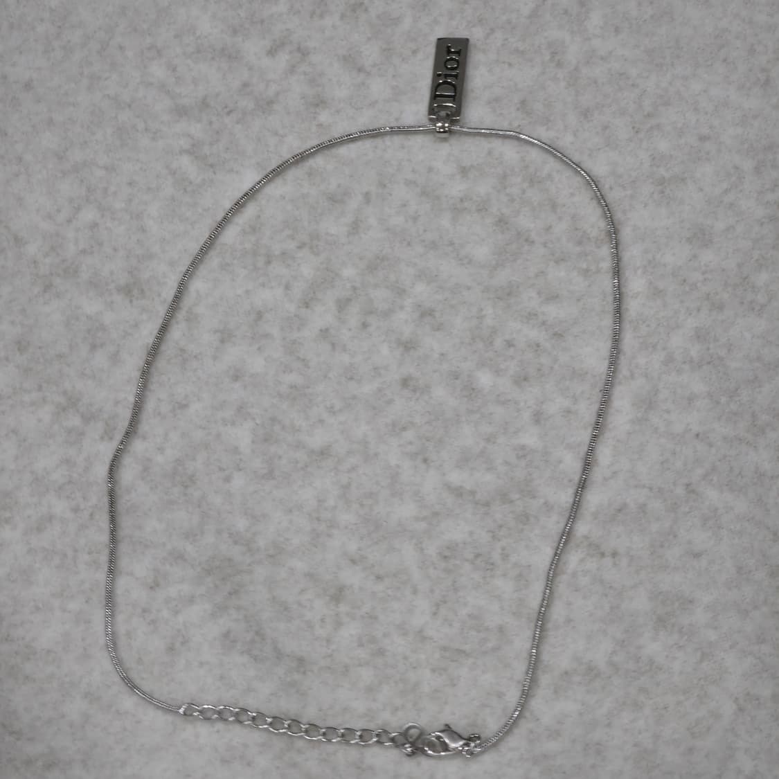 디올 은장 dior 로고 플레이트 목걸이(남녀공용) 상품이미지5