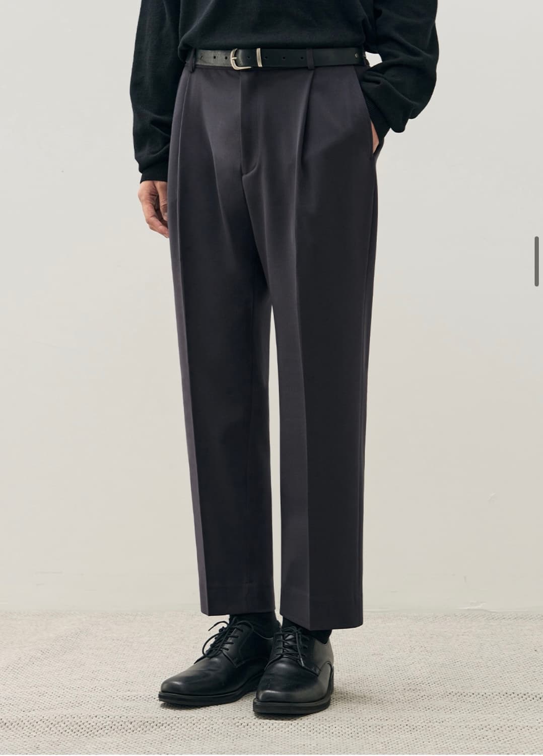 (새상품)(L) 드로우핏 원턱 밴딩 테이퍼드 슬랙스 [BLUE GREY] 상품이미지5