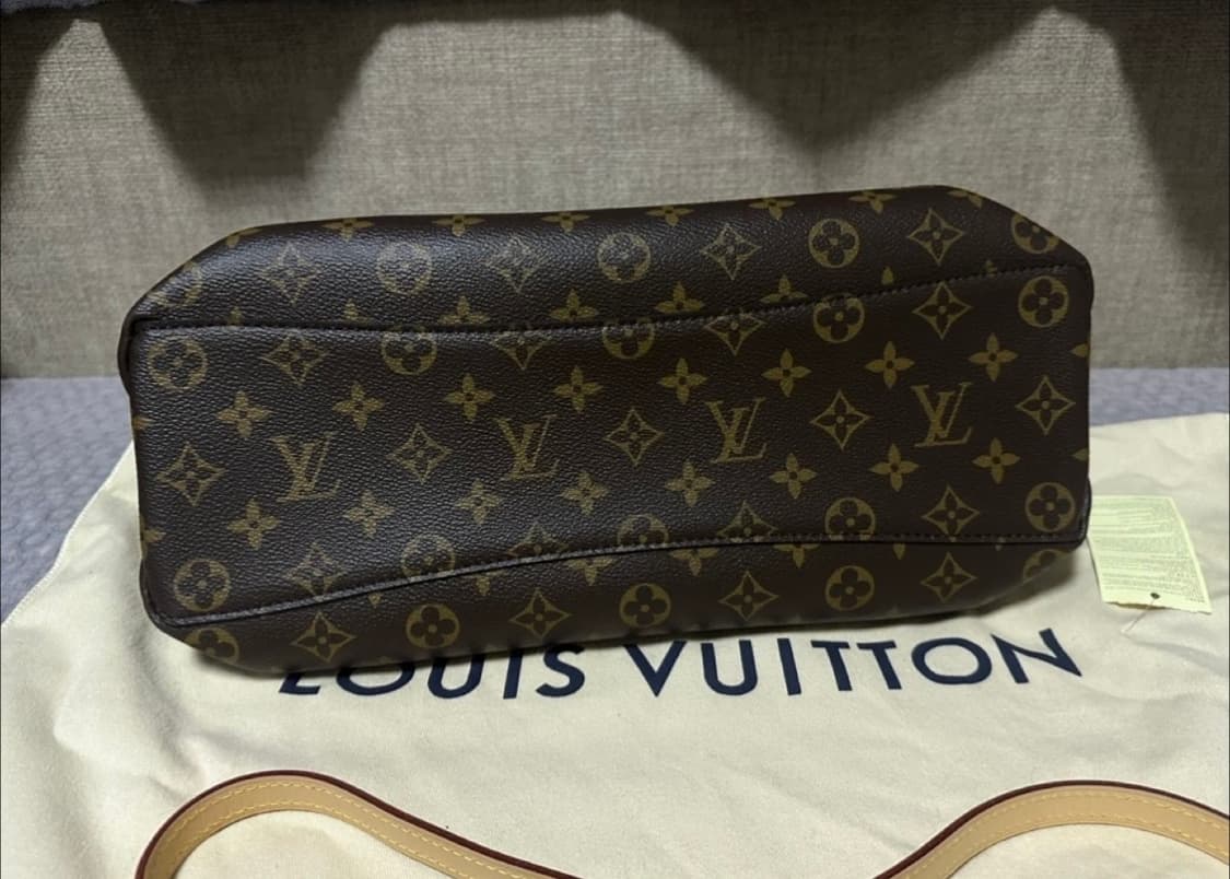 루이비통 리볼리 MM 모노그램 상품이미지2