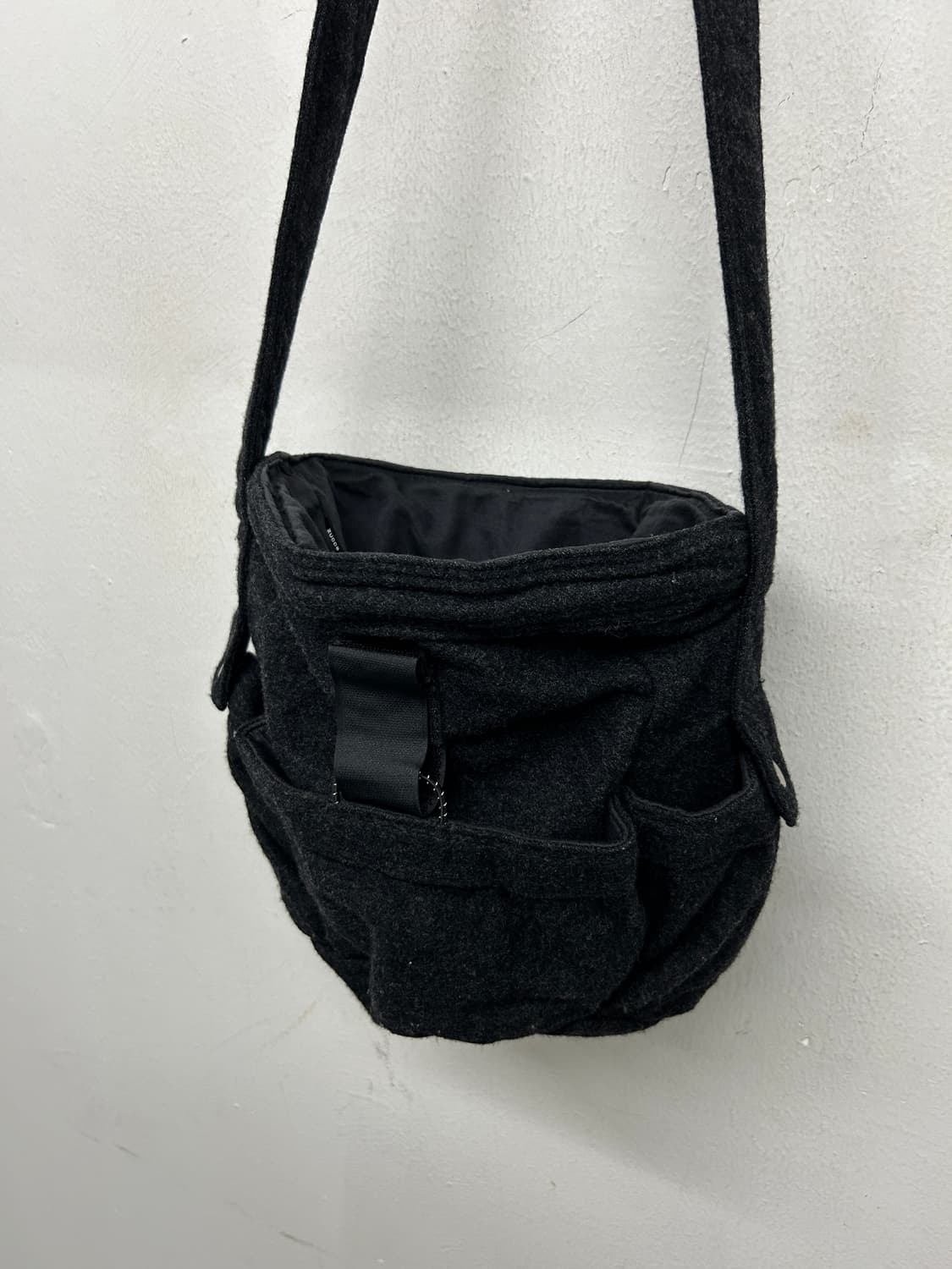 ZUCCA 쥬카 울 유틸리티 크로스백 상품이미지3