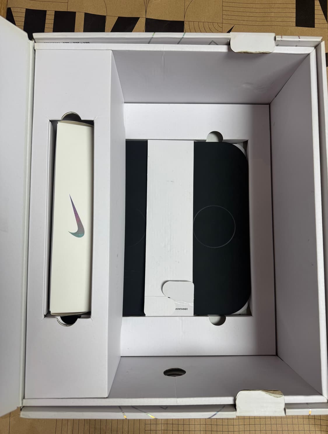 [290] 나이키 어댑트 허라치 자동끈 조절 운동화 상품이미지7