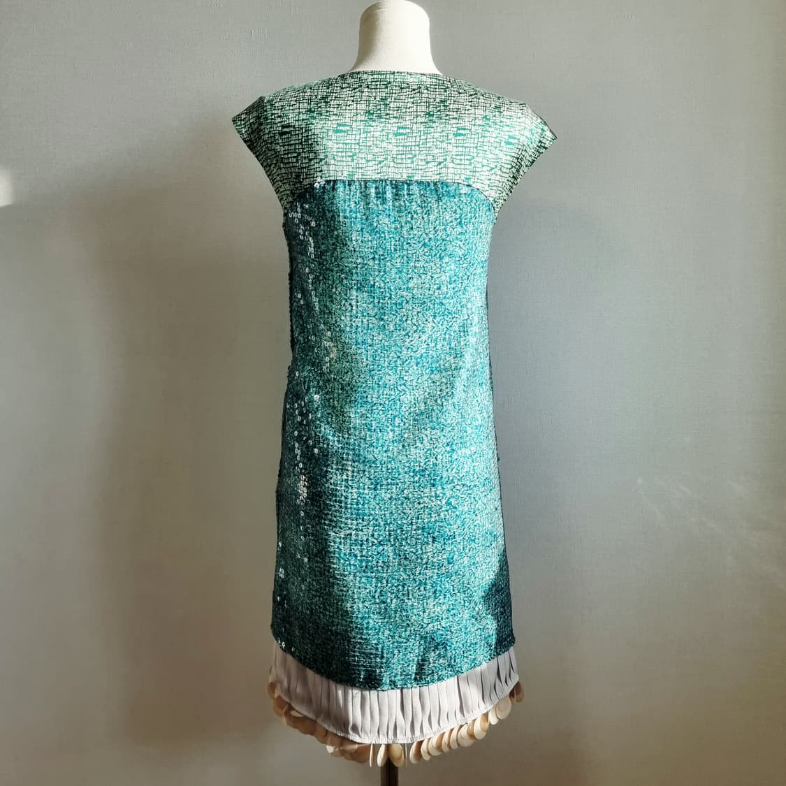 오즈세컨 비즈 스팽글 원피스 (44~마른55/표기0) 상태깨끗 상품이미지3