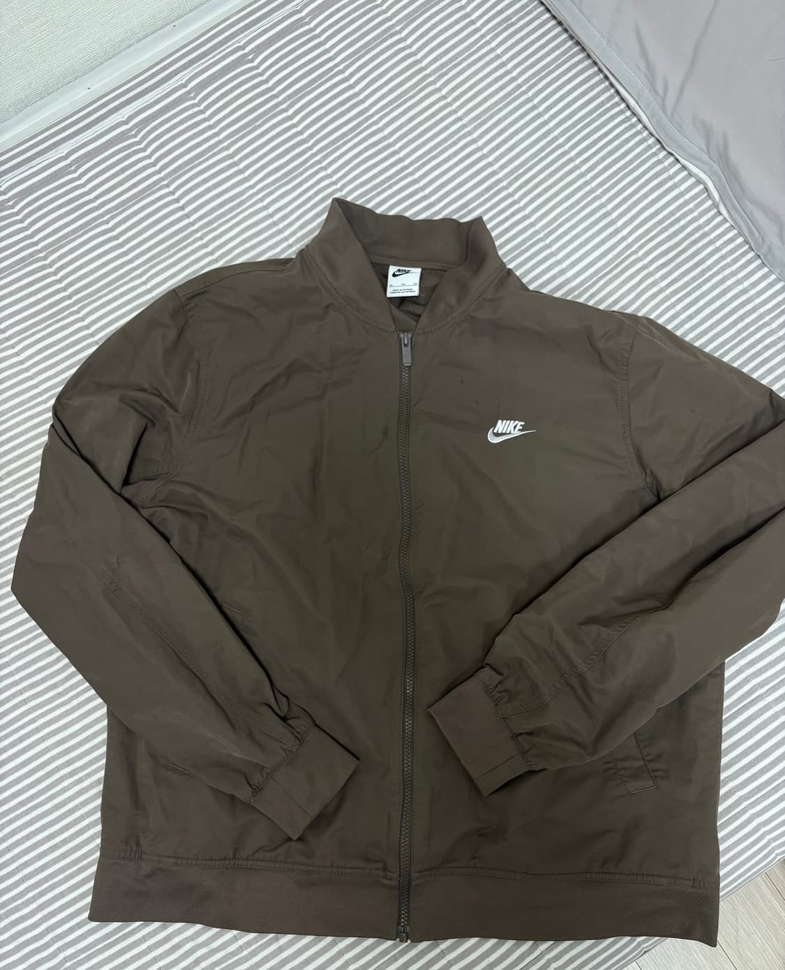 나이키 브라운 바람막이 XL 상품이미지1