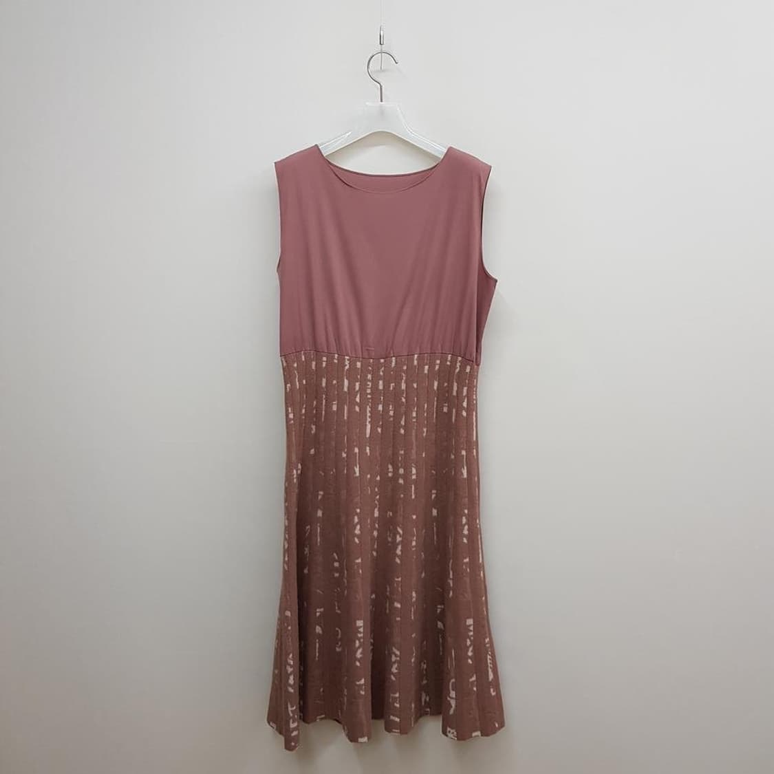 한섬 SJSJ 2021 레이어드 니트 플리츠 원피스 세트 F사이즈 상품이미지7