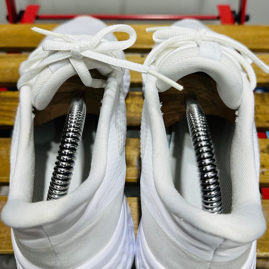 250) 나이키 운동화 남녀 공용 신발 레볼루션 화이트 상품이미지5