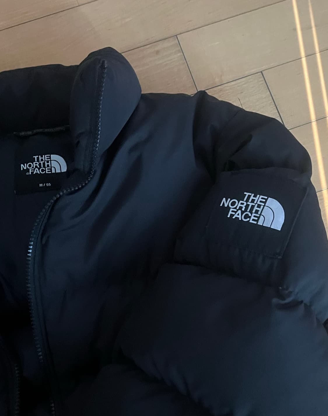 노스페이스 눕시 패딩 블랙 상품이미지3