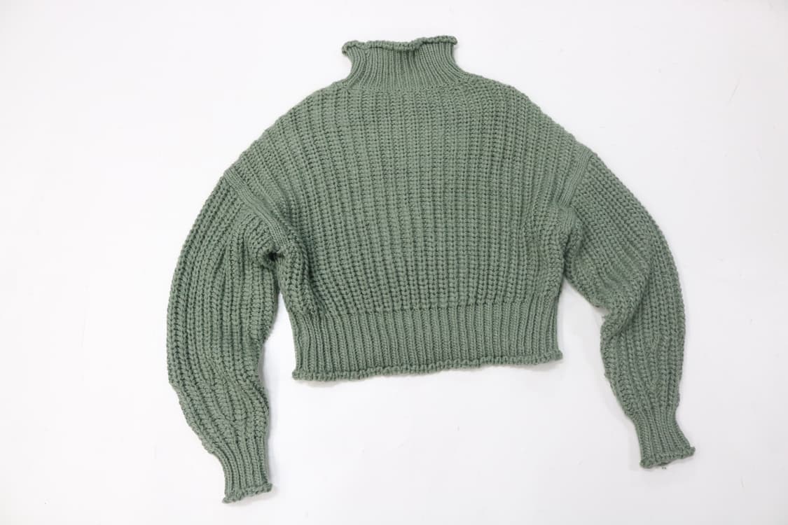 세이지 그린 청키 크롭 터틀넥 니트 상품이미지6