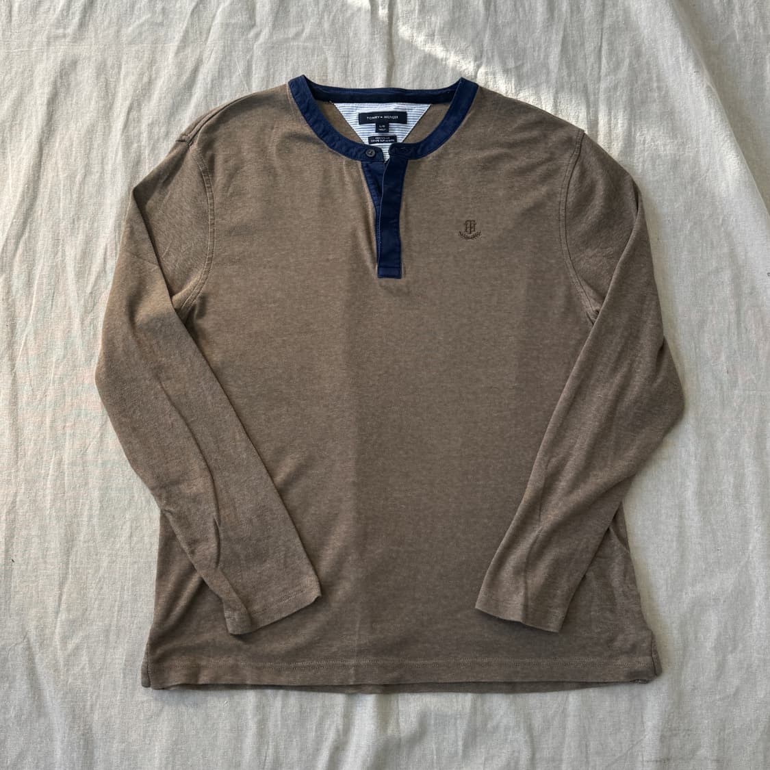 타미힐피거 배색 헨리넥 슬리브 L 상품이미지2