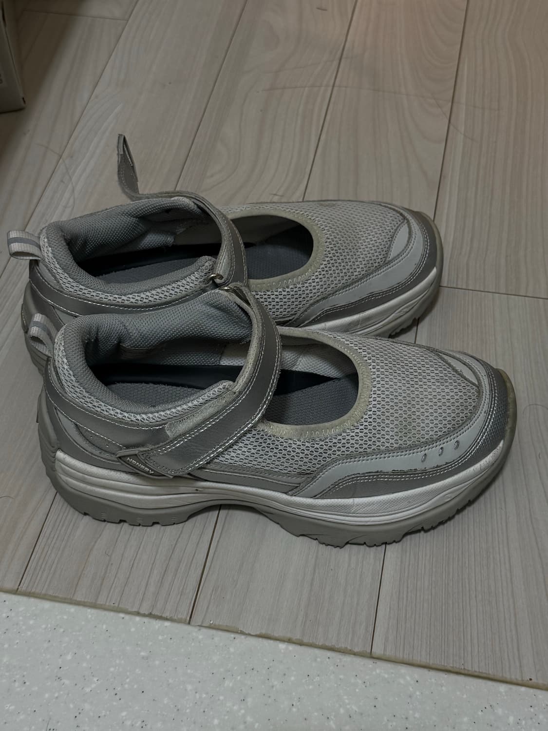 혼스비 달링하버 실버 240 상품이미지4