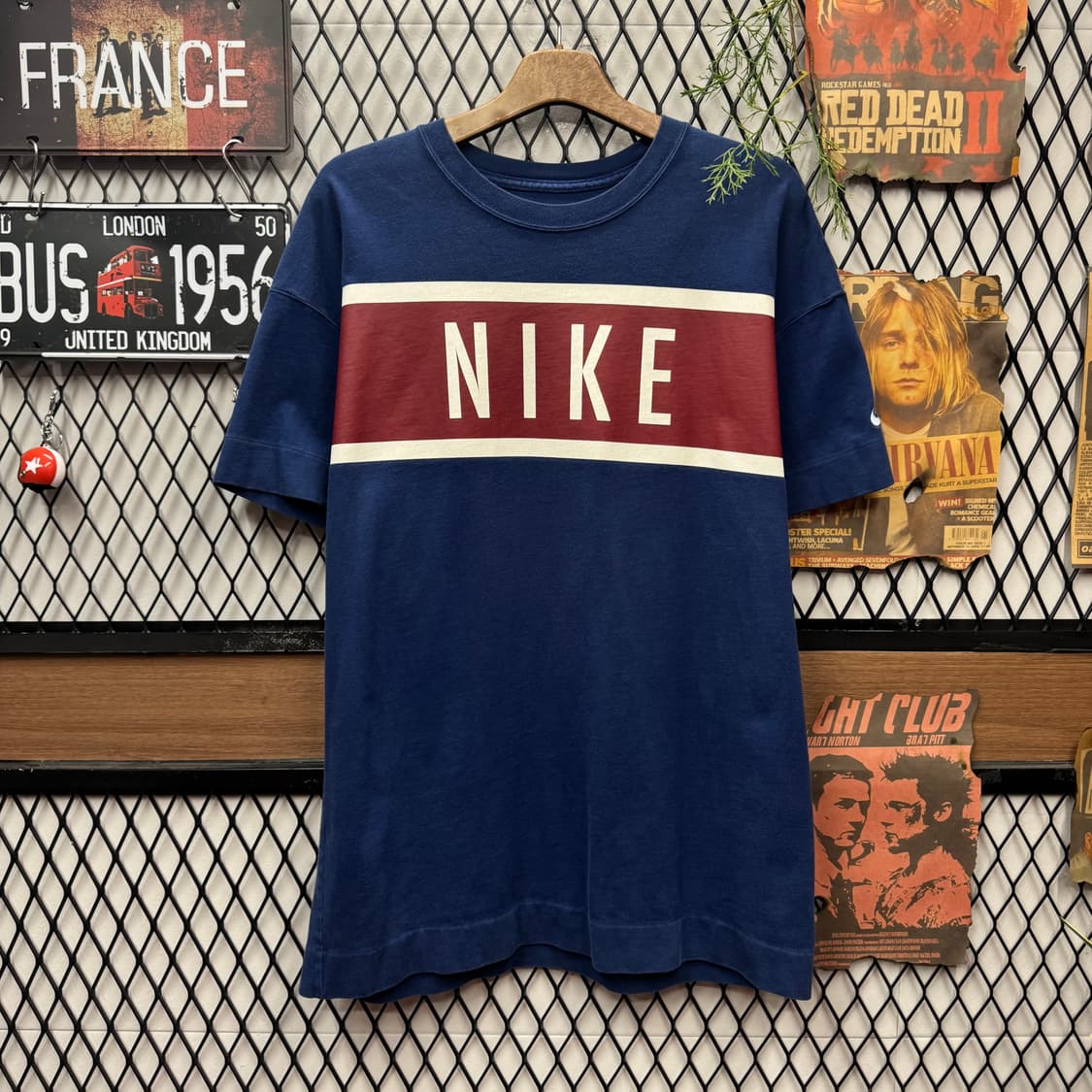 나이키 스웻 반팔티 전면 레터링 빅로고 포인트 네이비 상품이미지1