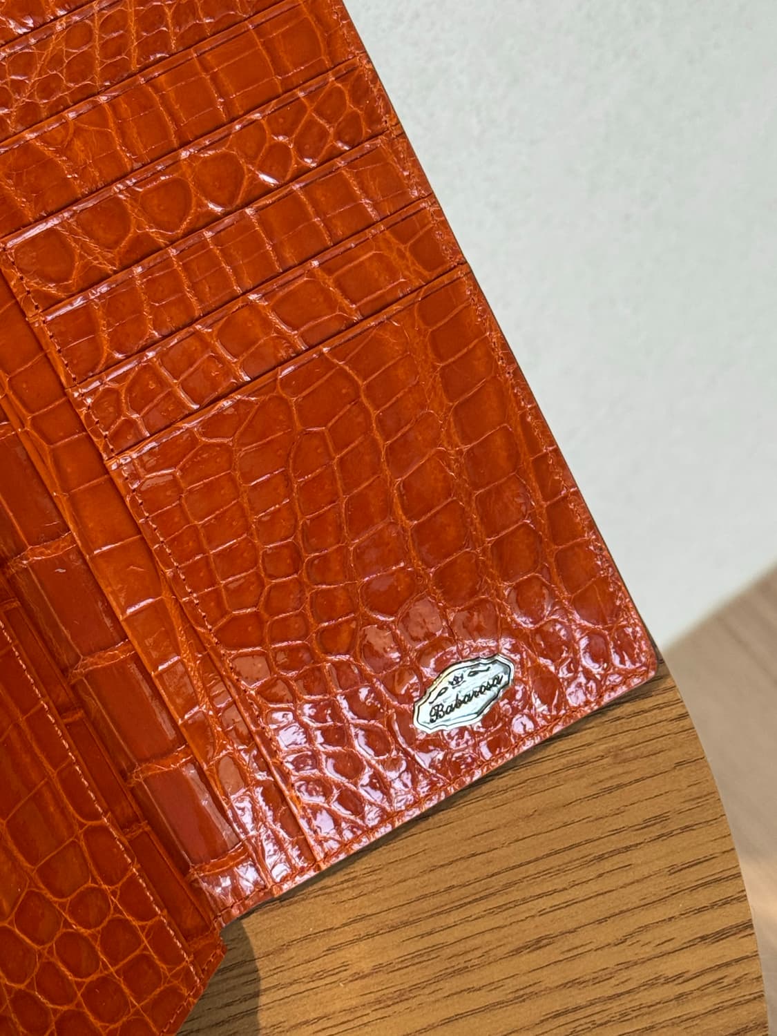 바바로사 투톤 악어가죽 장지갑 상품이미지3