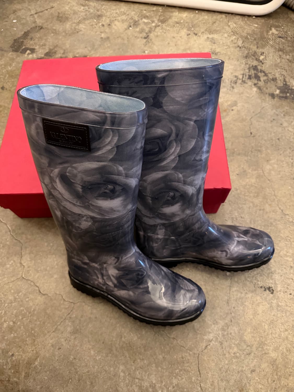 발렌티노 로즈 패턴 레인 부츠  상품이미지5