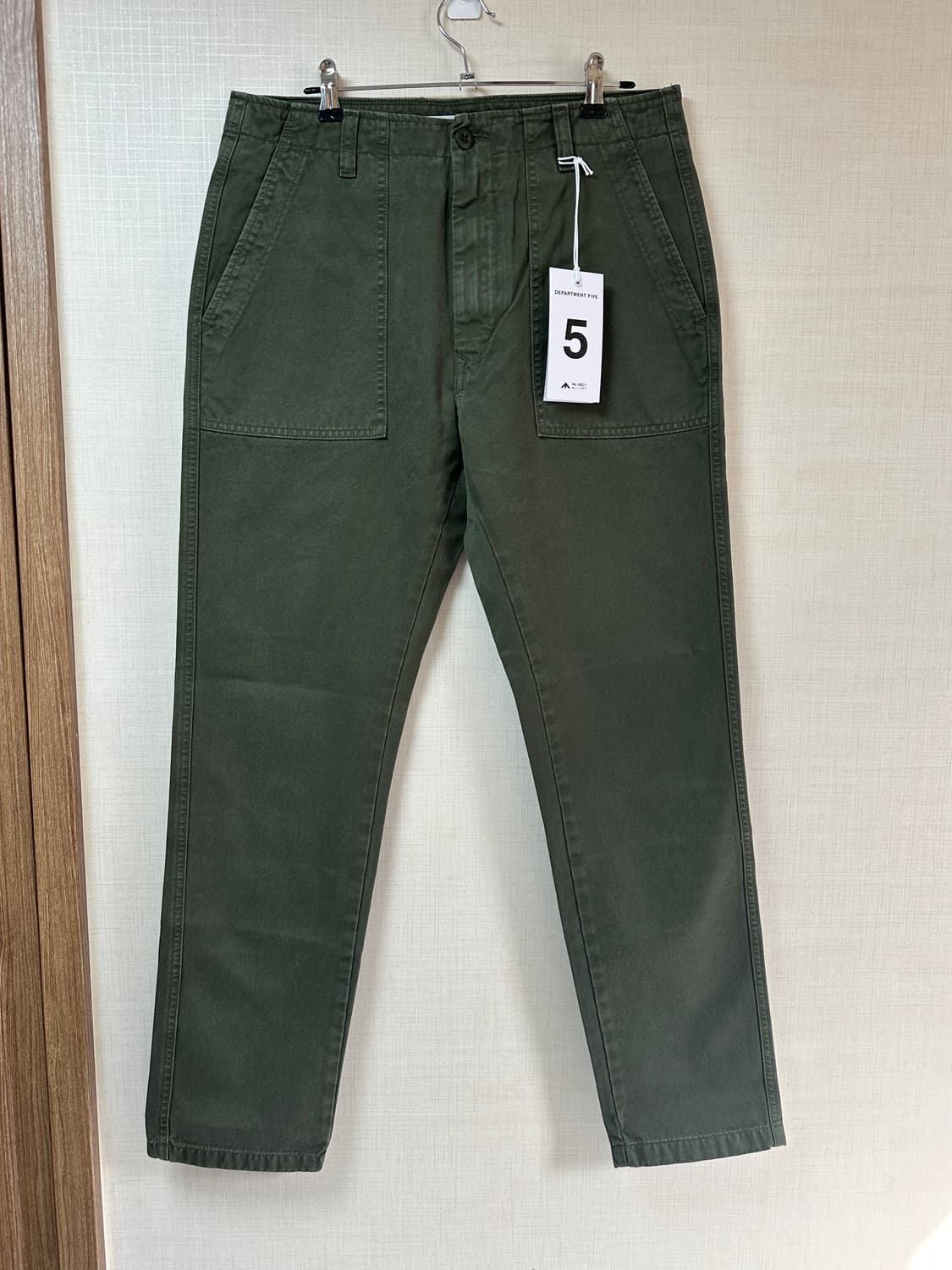 DEPARTMENT 5 / 슬림핏퍼티그팬츠 / 32 / 새상품 상품이미지2