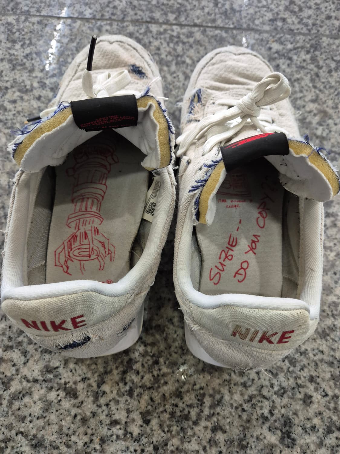 나이키x기묘한이야기 테일윈드 79 (265mm)팝니다 상품이미지4