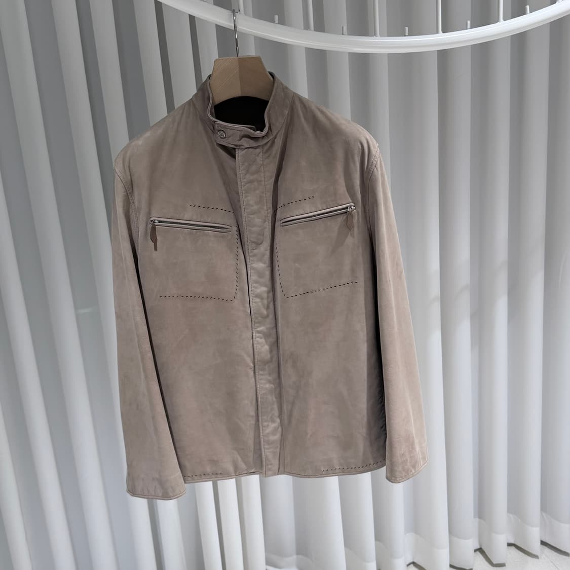 (A+/50) / 에르메스 25FW 스웨이드 카프스킨 블루종 자켓 상품이미지3