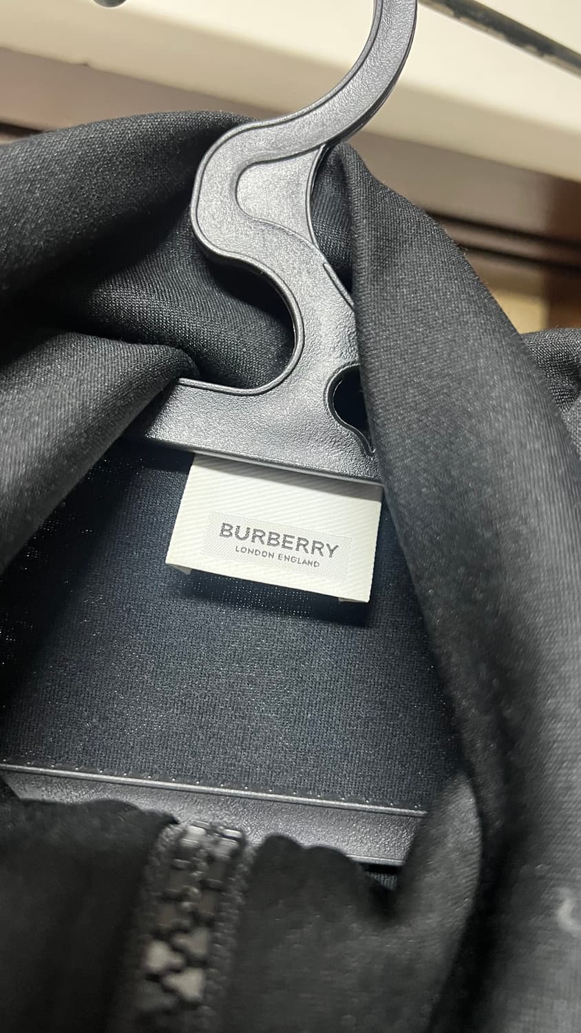 버버리 정품 사이드 스트라이프 트랙 자켓 상품이미지2