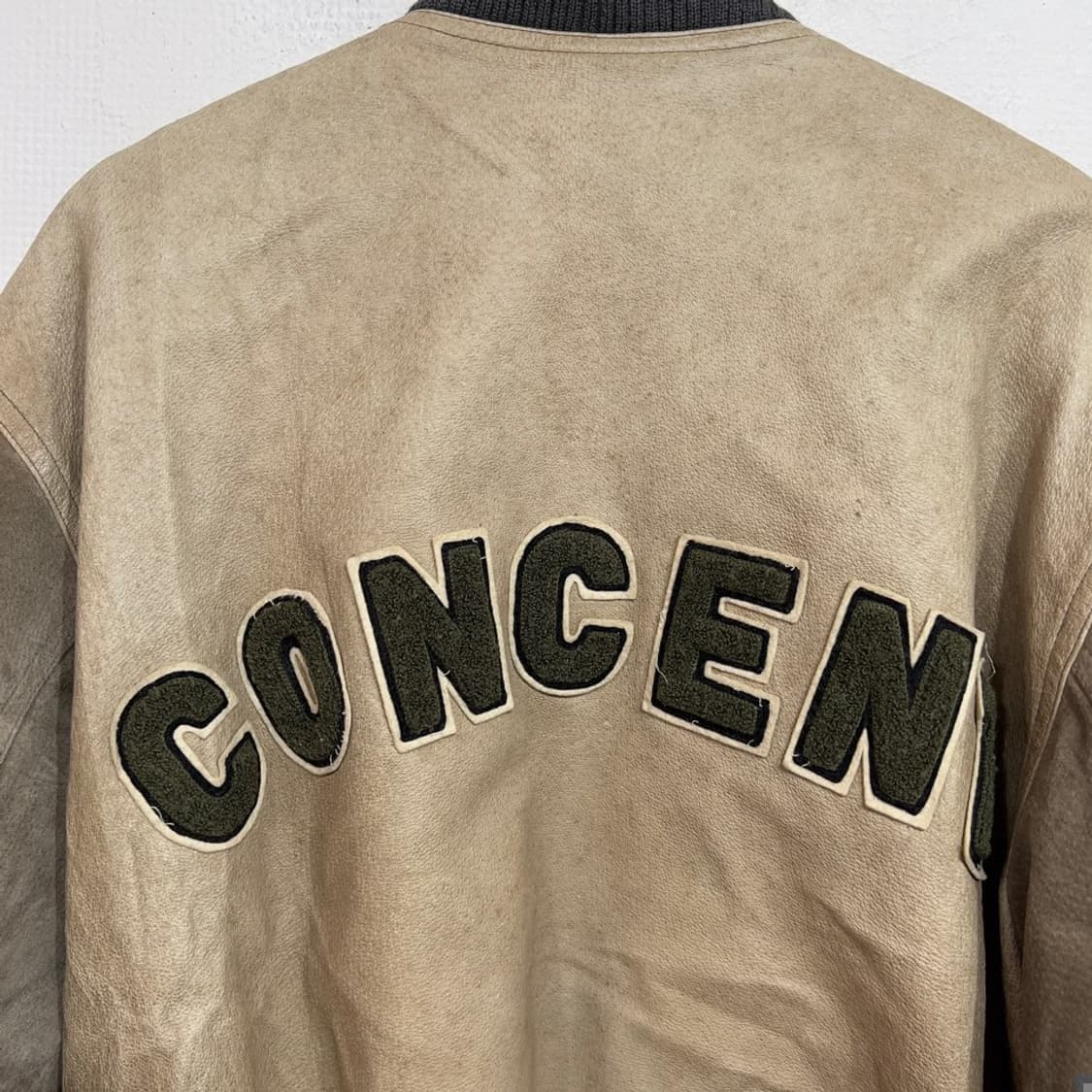 콘센트 리얼레더 바시티 자켓 상품이미지8