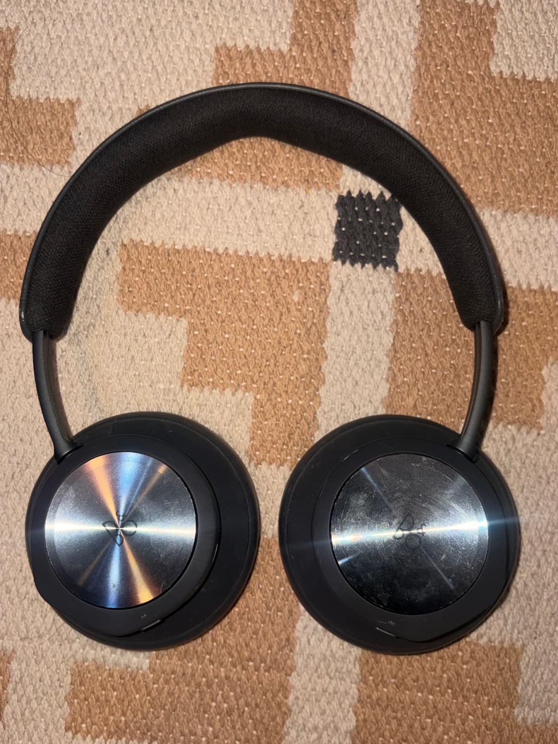 Bang & Olufsen Beoplay Portal 상품이미지1