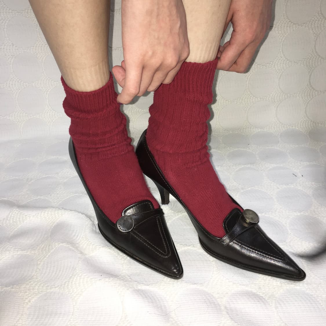 PRADA 다크 브라운 포인티드 토 하이힐 상품이미지1