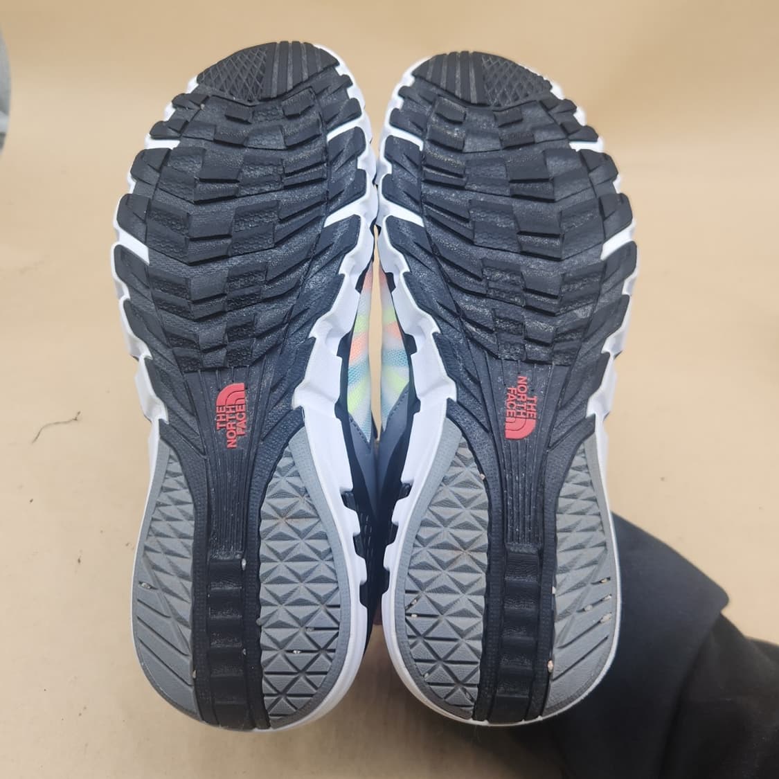 노스페이스 다이나믹 하이킹 트레킹화 245 상품이미지3