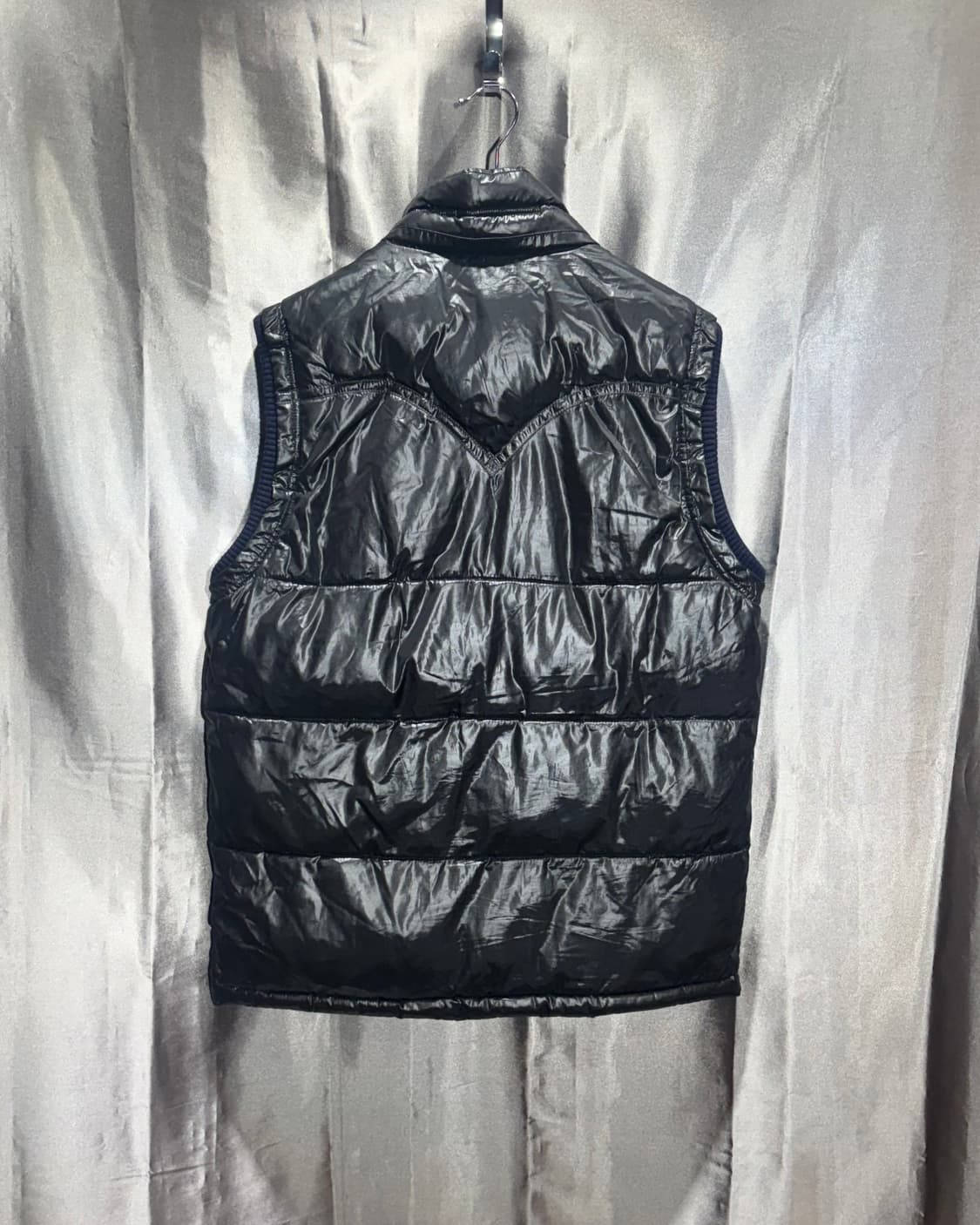 L 리바이스 웨스턴 코팅 블랙 패딩 베스트 상품이미지3
