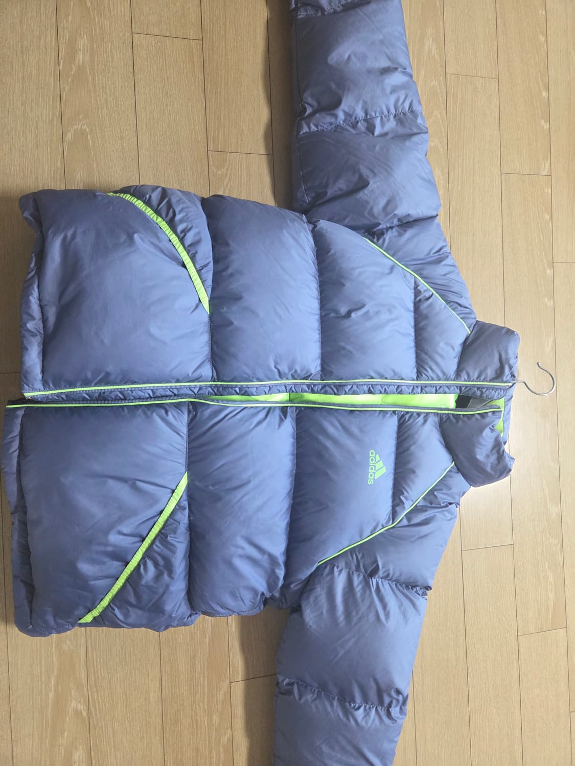 아디다스 눕시 패딩 상품이미지1