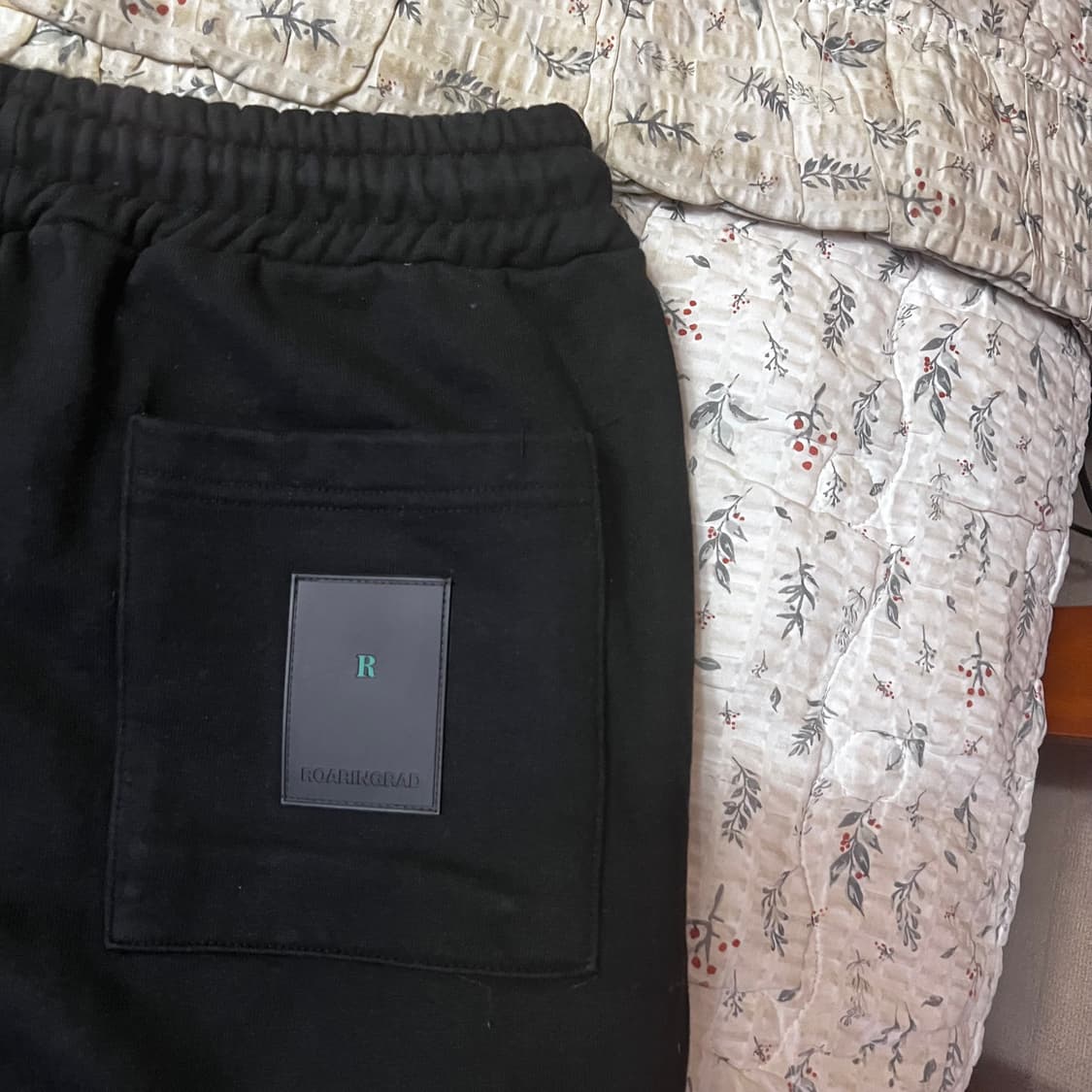 [L] 로어링가드 오블리크 지퍼 헤비 웨이트 팬츠 블랙 상품이미지4