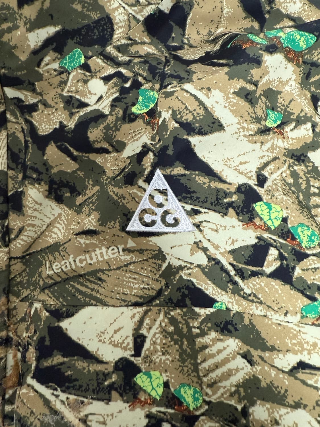 ACG 스컬 피크 카모 자켓 (급처) 상품이미지2