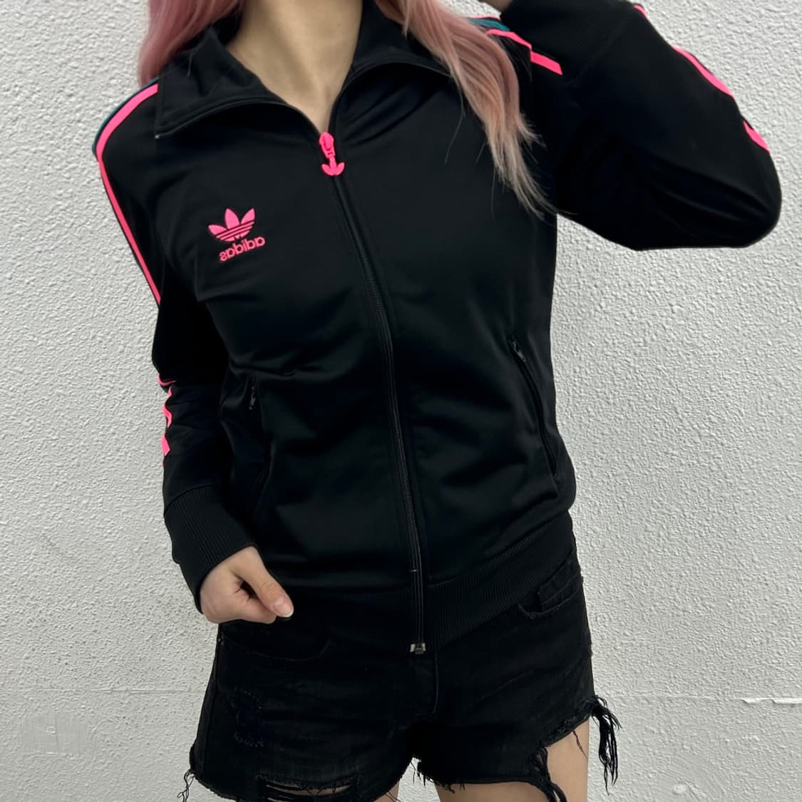 아디다스 여성 파이어버드 핑크라인 블랙 트랙탑 95 상품이미지2