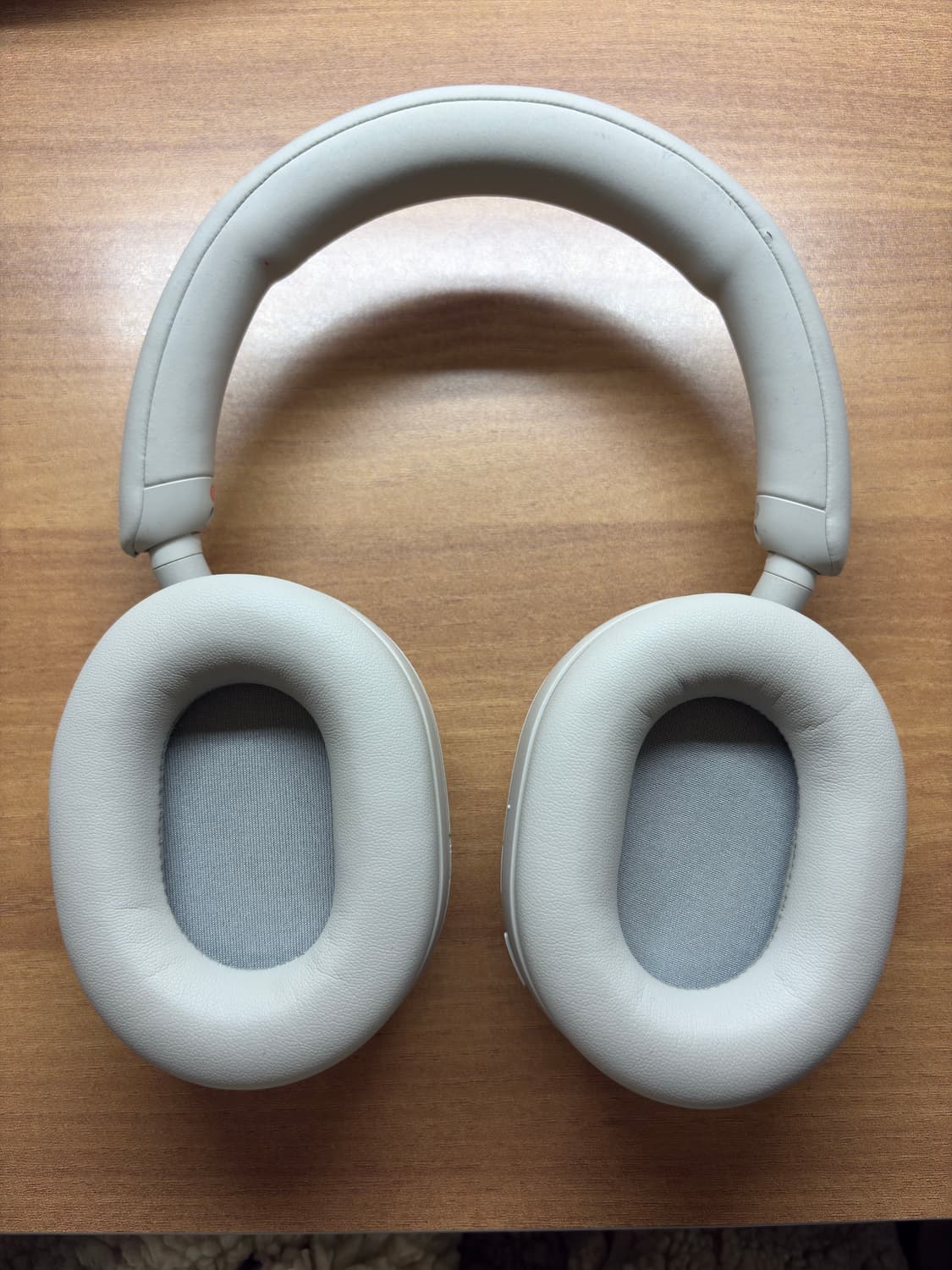 소니 WH-1000XM5 플래티넘 실버 헤드폰 상품이미지3