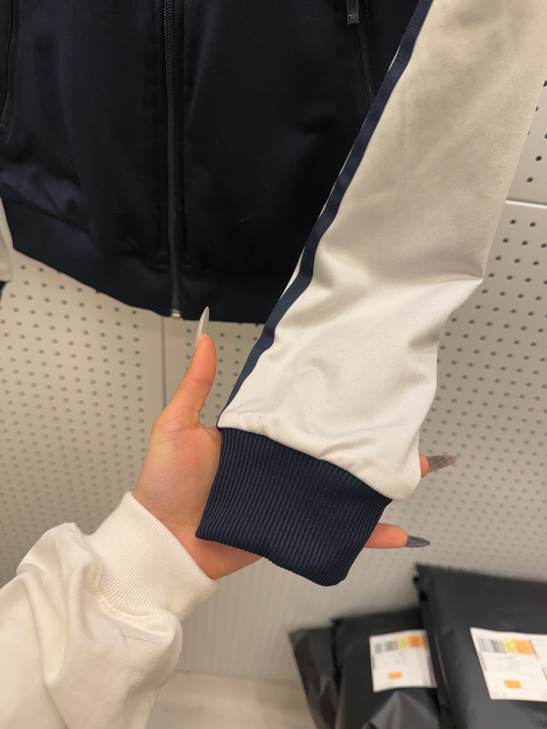 아디다스 레오파드 트레포일 빅로고 크롭 트랙탑 져지 U841 상품이미지4