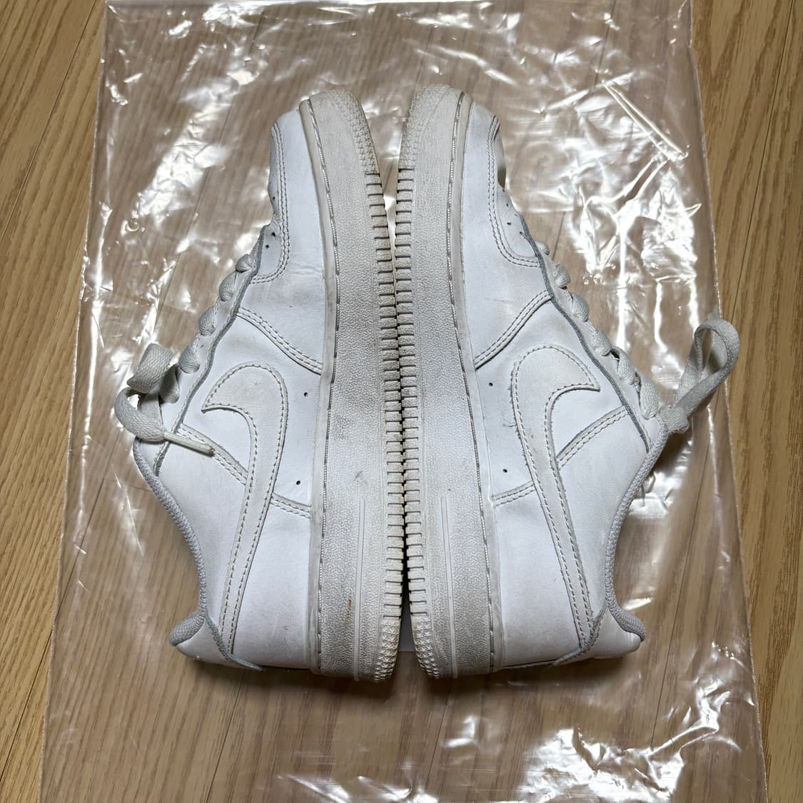 235 / 상태 아주 좋음 / 나이키 에어포스 DH2920 올백 상품이미지6