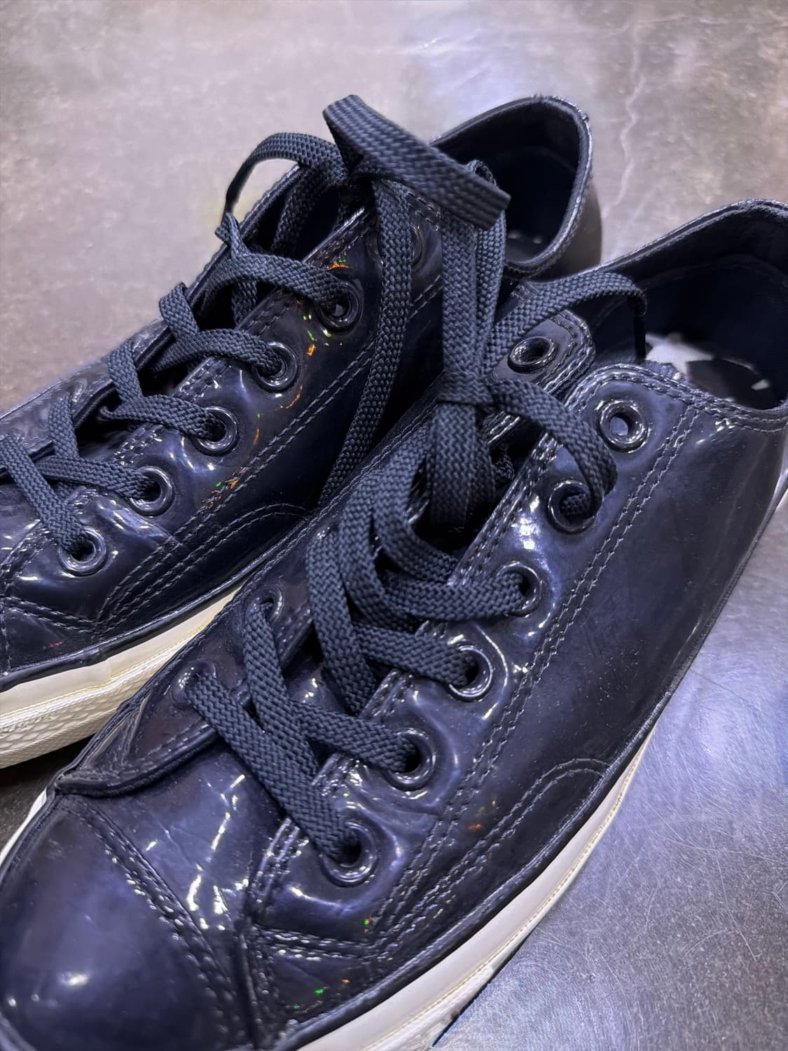 컨버스 올스타 척테일러 페이던트 유광 블랙 로우 스니커즈 250 상품이미지4