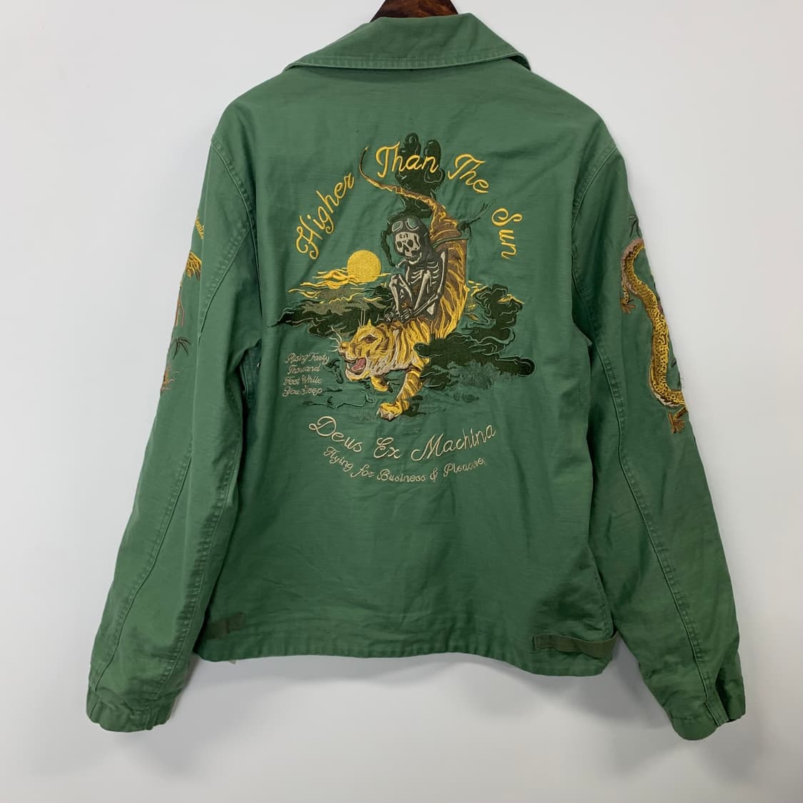 데우스 엑스 마키나 카키 야상자켓 상품이미지4