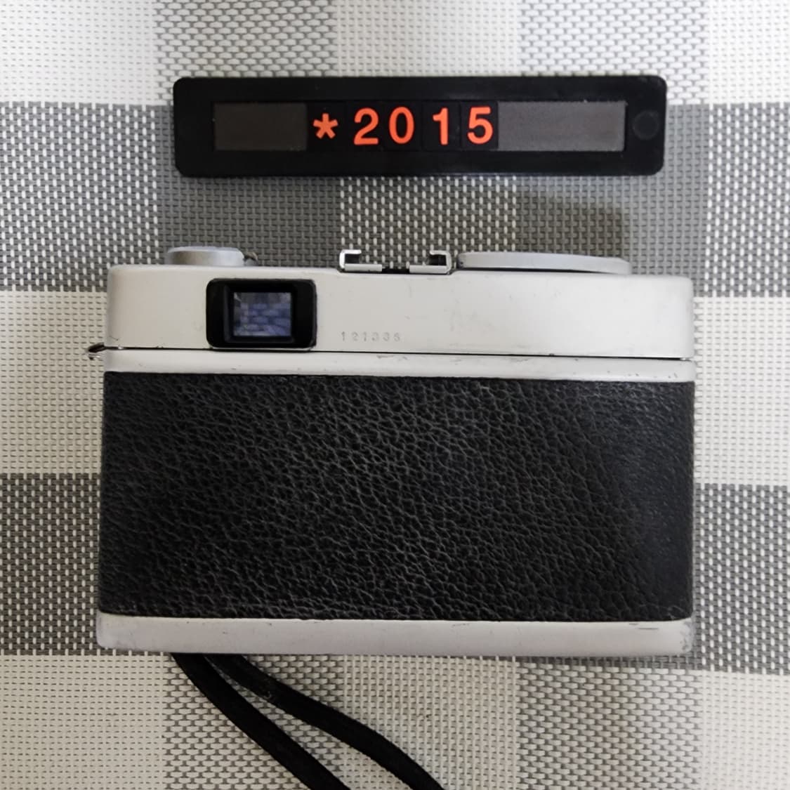 코니카 C 35 E&L 필름카메라 실버바디 상품이미지3