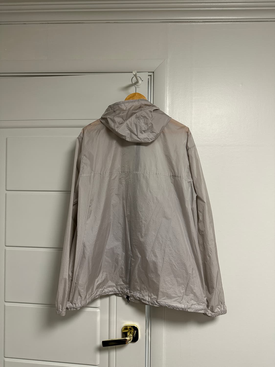 디스이즈네버댓 티라이트 자켓 라이트그레이 바람막이 상품이미지4