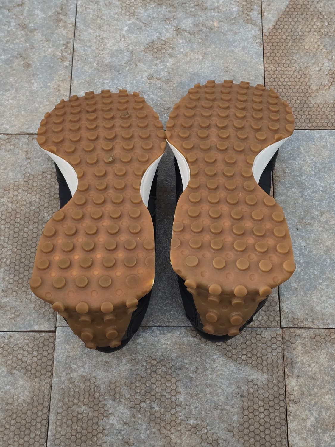 (250)뉴발란스 327 블랙 팬텀  상품이미지9