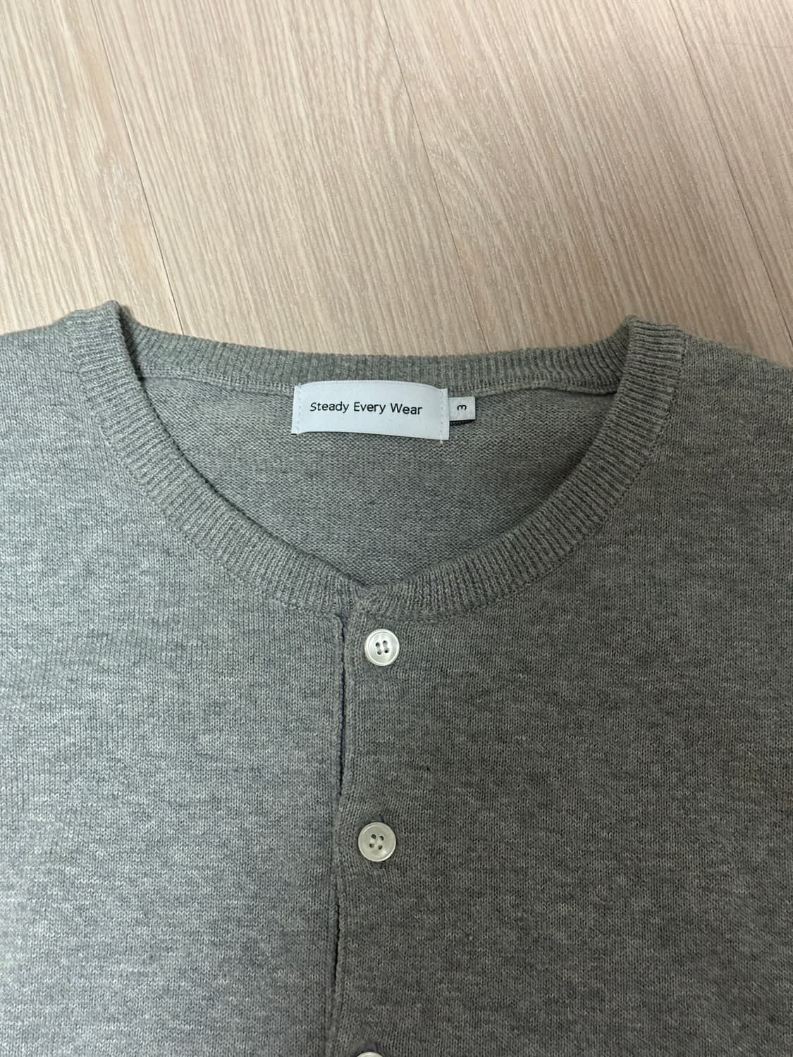 [3] 스테디에브리웨어 코튼 헨리 넥 니트 그레이 멜란지 상품이미지4