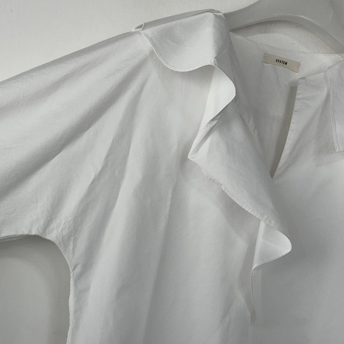 한섬 시스템 러플 블라우스 셔츠 상품이미지2