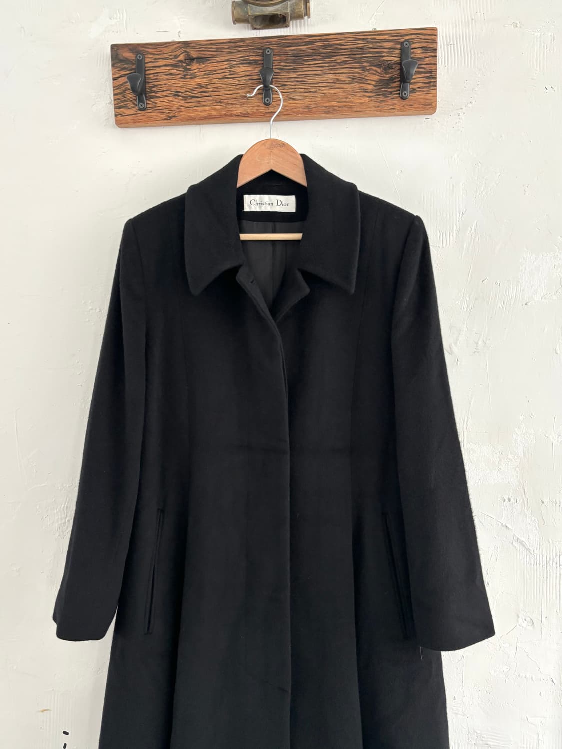 Dior 디올 블랙 롱 플리츠 코트 상품이미지4