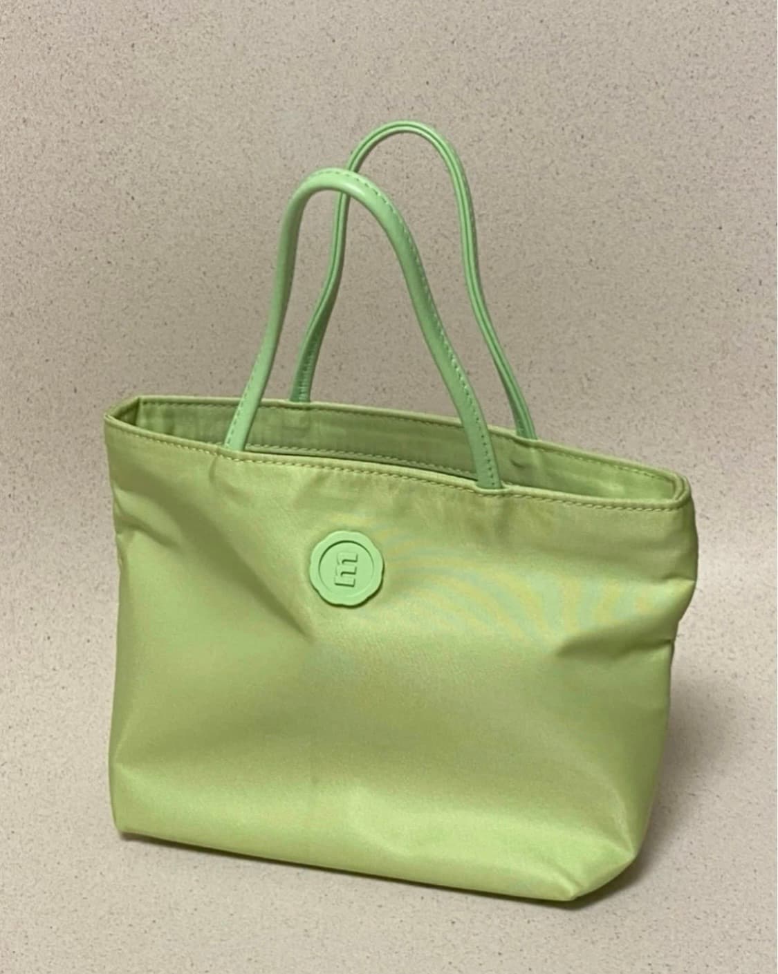 미닛뮤트 클로 미니백 애플그린 상품이미지1