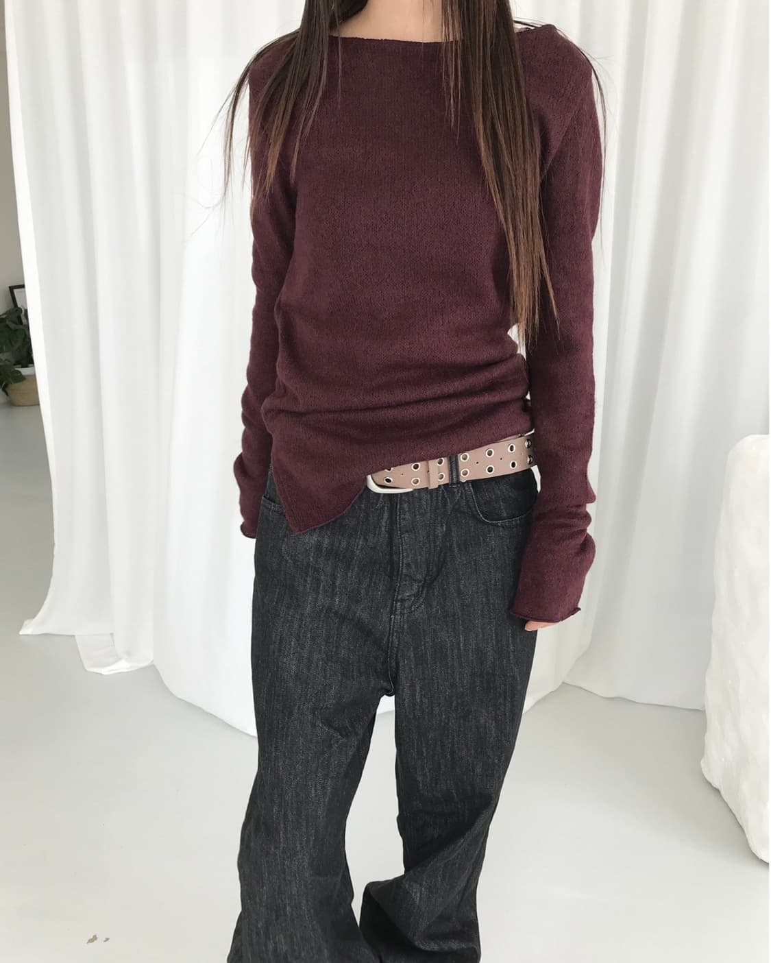 새상품) 튜프티 니트탑 버건디 튜프티 슬릿 니트탑 상품이미지2