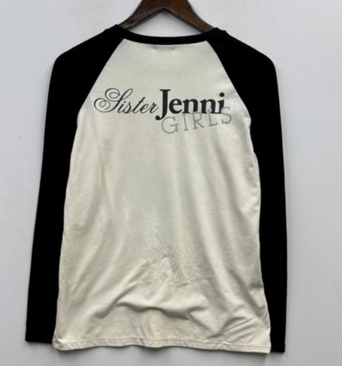 Jenni 큐빅 프린트 레글런 롱 슬리브 티셔츠 상품이미지3