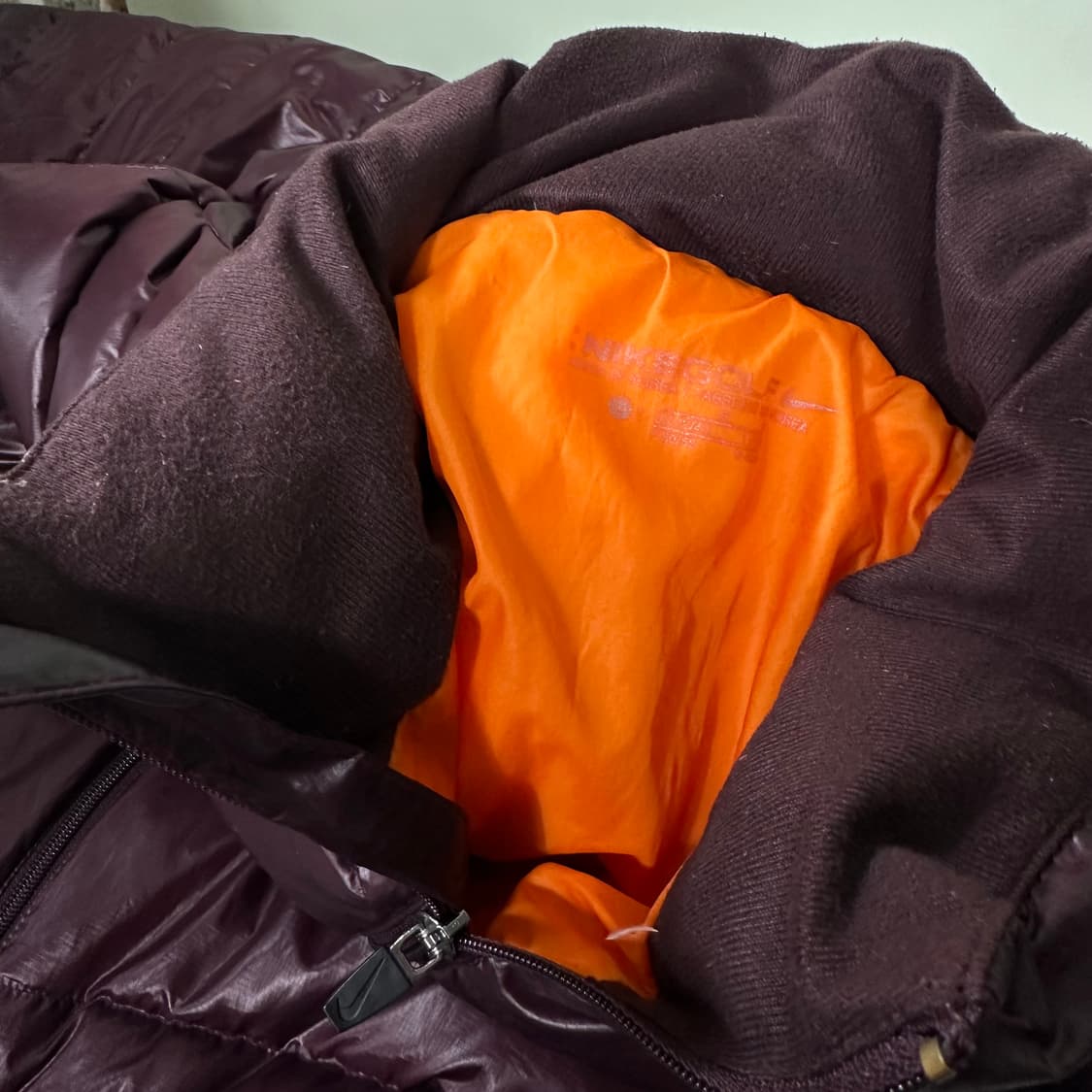 100 L 나이키골프 자주색 스우시 경량패딩점퍼 골프패딩 상품이미지4