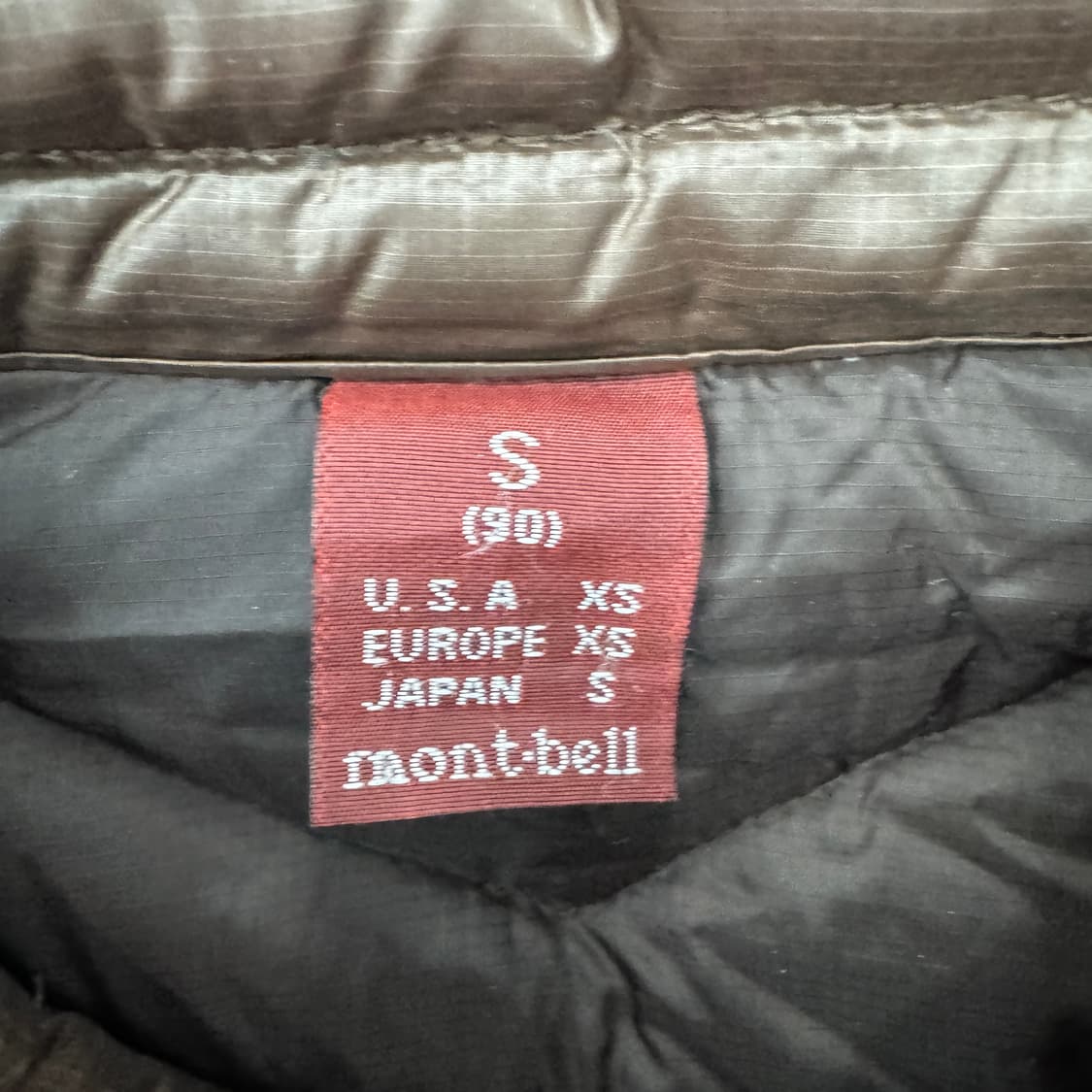 여성용 S 몽벨 브라운 경량 패딩 자켓  상품이미지5