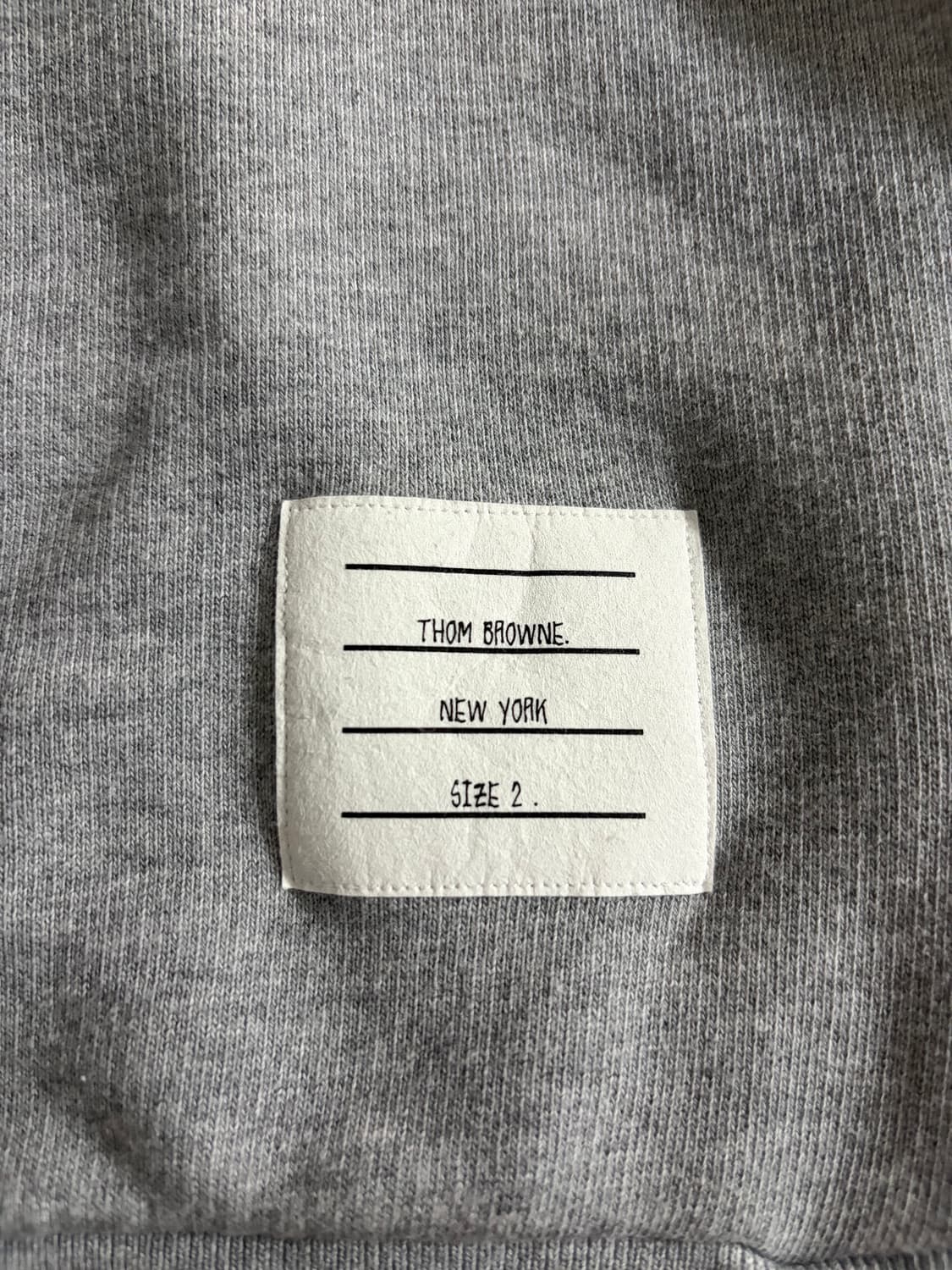 (새상품급, 2) 톰브라운 백삼선 맨투맨 상품이미지3